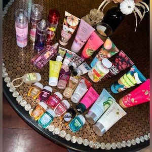 BATH & BODY WORKS LOT
